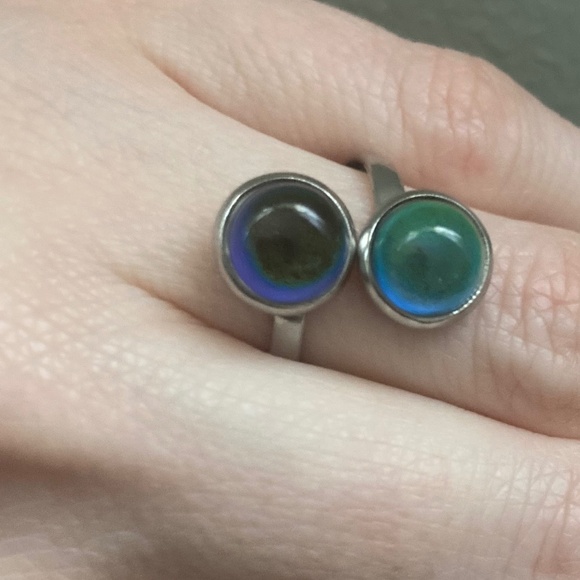 Mood Ring - Picture 2 of 4